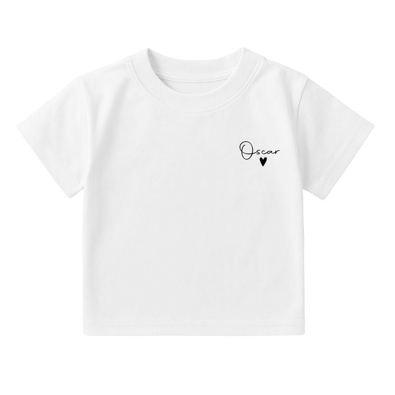 Hvit t-skjorte i økologisk bomull med navn