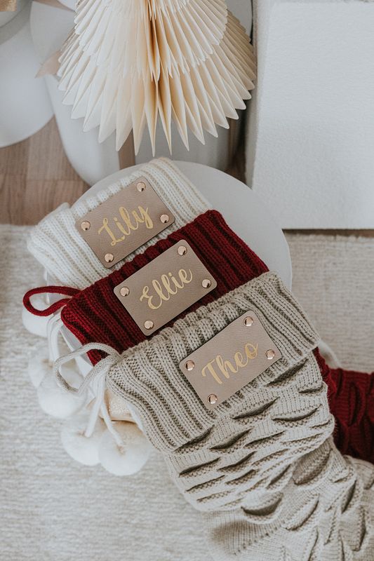 Julestrømpe med navn  i metalliske bokstaver- off white