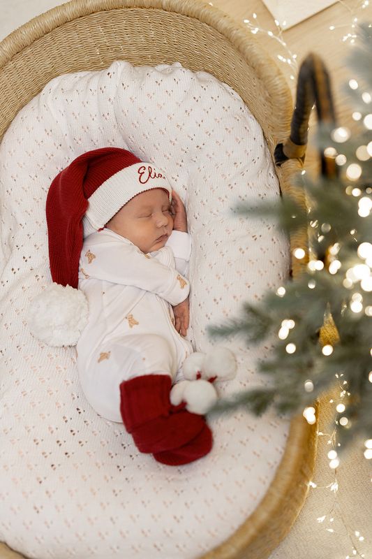 Strikket nisselue med navn